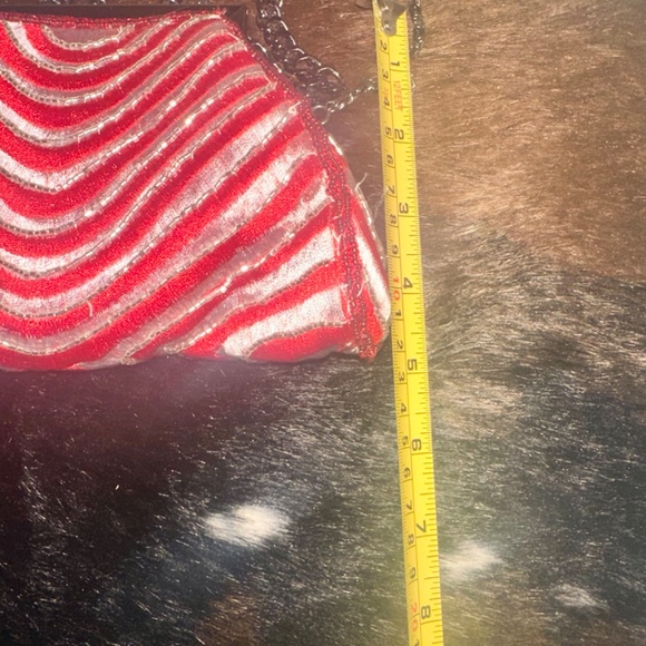 Red & White Embellished Handbag with shoulder chains and hand chains - Picture 6 of 8